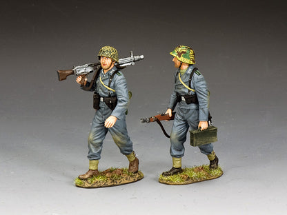 WH105 The MG42 Gun Team by King & Country