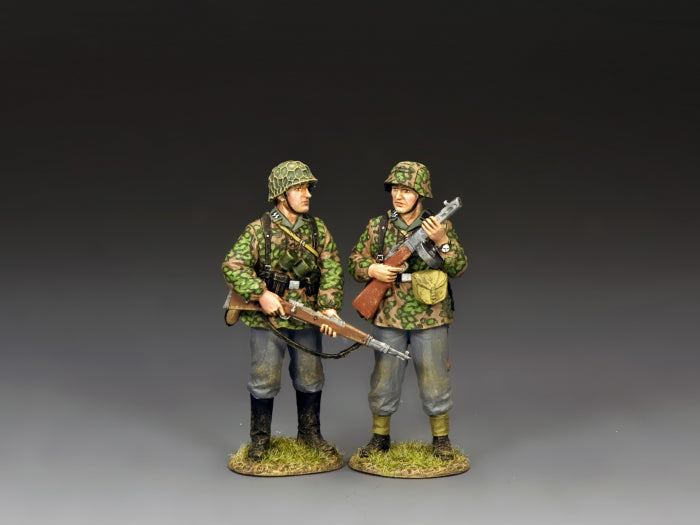 WS385 Watching and Waiting Waffen SS figure set