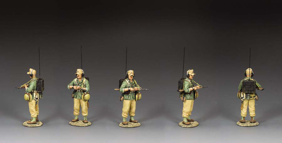 AK133 – AK Radio Operator w/Rifle