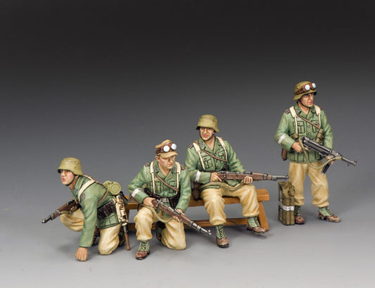 AK157 Afrika Korps tank riders figure set