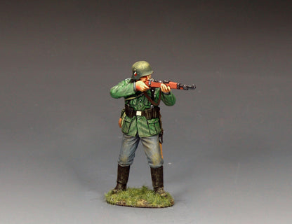 WH131 Standing Shooting Rifleman by King & Country