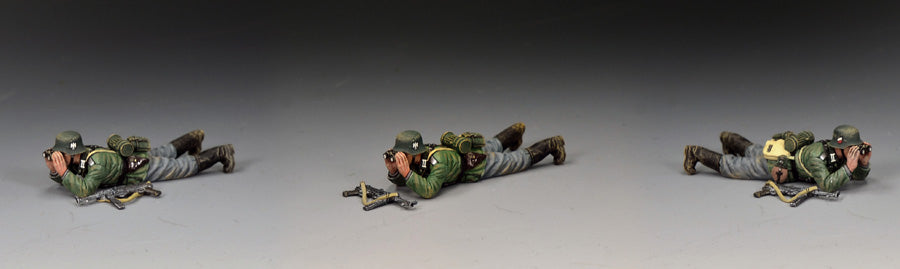 WH127 – Lying Prone Wehrmacht Officer — alternate angles and details