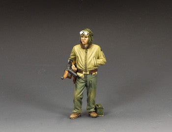 DD385 Standing Tank Sergeant w/Tommy Gun by King & Country
