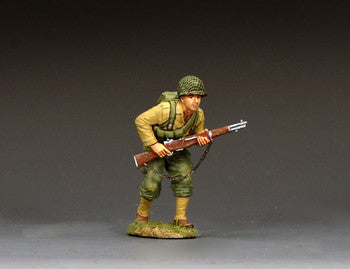 DD400 AP Advancing Rifleman by King & Country
