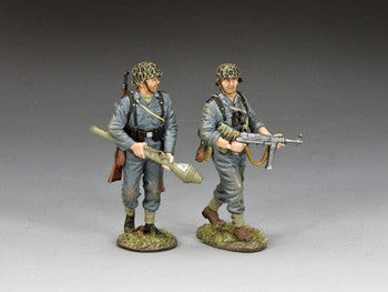 WH104 The Squad Leader Set by King & Country
