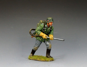 WH118 C.W.I. Advancing Pioneer w/Flammenwerfer 41 by King & Country