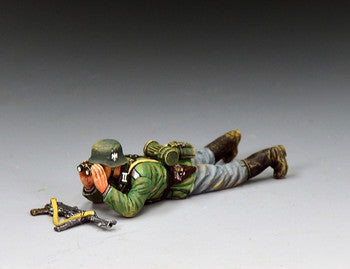 WH127 Lying Prone Wehrmacht Officer by King & Country
